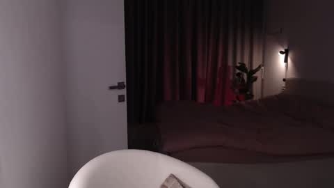 Snapshot of dreamcutiel123 chatting on December 7, 2024, 9:17 am Liza online show from December 7, 2024, 9:17 am