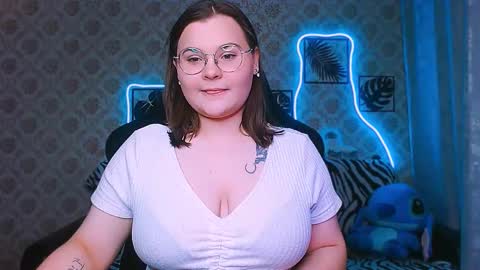 Snapshot of dreamforyoue2 chatting on November 25, 2025, 8:36 am dreamforyoue2 online show from November 25, 2025, 8:36 am