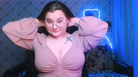 dreamforyoue2 online show from February 14, 2026, 8:16 pm