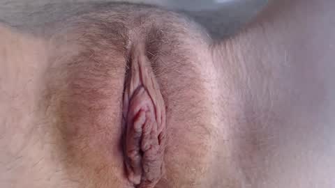 Olivia and Max online show from March 25, 2026, 10:21 am