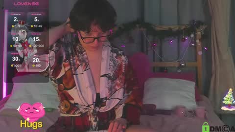 Snapshot of dreamgirllove chatting on January 9, 2025, 5:13 am Billy online show from January 9, 2025, 5:13 am