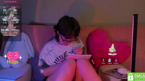 Snapshot of dreamgirllove chatting on January 17, 2025, 1:04 am Billy online show from January 17, 2025, 1:04 am