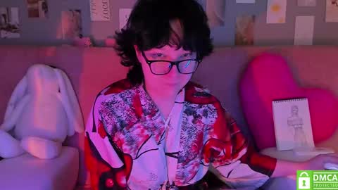 Snapshot of dreamgirllove chatting on March 5, 2025, 12:16 am Billy online show from March 5, 2025, 12:16 am