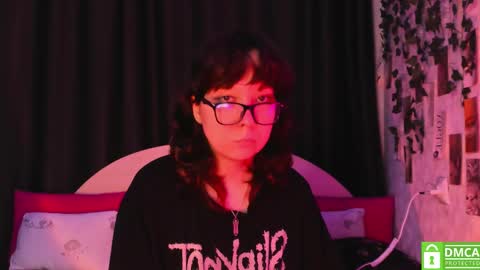 Snapshot of dreamgirllove chatting on September 23, 2025, 2:36 am Billy online show from September 23, 2025, 2:36 am