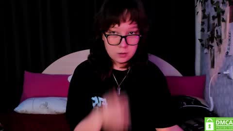 Snapshot of dreamgirllove chatting on October 20, 2025, 9:15 pm Billy online show from October 20, 2025, 9:15 pm