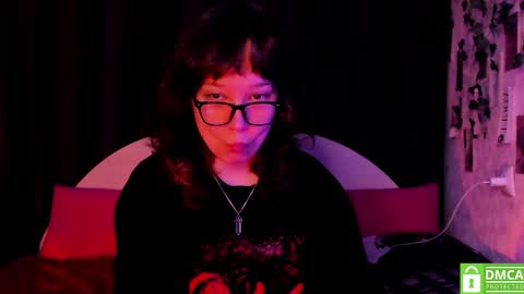 Snapshot of dreamgirllove chatting on October 24, 2025, 10:17 pm Billy online show from October 24, 2025, 10:17 pm