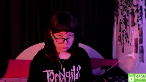 Snapshot of dreamgirllove chatting on November 17, 2025, 12:27 am Billy online show from November 17, 2025, 12:27 am