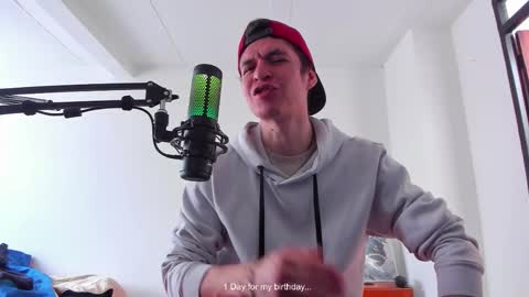 Snapshot of dreamhunterdz chatting on March 27, 2026, 4:07 pm Your lord. - ONLINE 1500 Pm to 2100 Pm - New York Hour online show from March 27, 2026, 4:07 pm