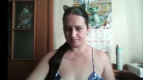 dreamiebelle online show from September 12, 2025, 6:02 am