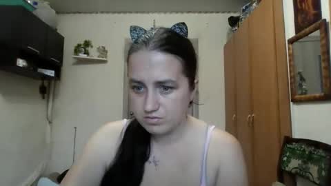 dreamiebelle online show from November 5, 2025, 11:43 am