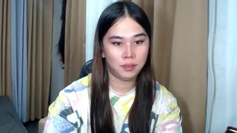 Stacy DONT FORGET TO FOLLOW ME AND THUMBS UP my wife samgrg2 online show from October 16, 2025, 4:08 pm