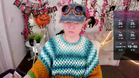 Snapshot of dreammyluna chatting on November 1, 2025, 9:39 pm Luna online show from November 1, 2025, 9:39 pm