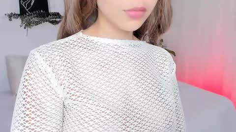 Snapshot of dreamsgirl18 chatting on February 17, 2025, 12:43 am Evablonde Abby black hair online show from February 17, 2025, 12:43 am