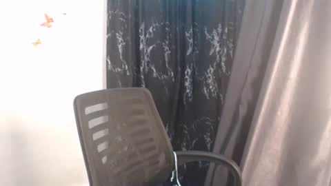 Snapshot of dreamy_wetpussy chatting on April 29, 2026, 6:14 pm BEAUTY online show from April 29, 2026, 6:14 pm