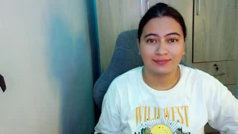 dreamycreamyst online show from June 28, 2026, 4:51 am