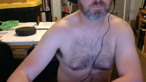 Snapshot of dreamydick47061 chatting on May 26, 2026, 2:40 am luvslutz online show from May 26, 2026, 2:40 am