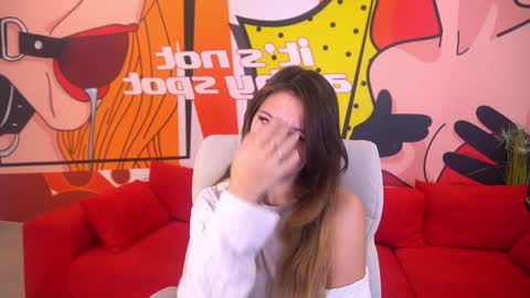 Lina online show from January 6, 2025, 7:31 am