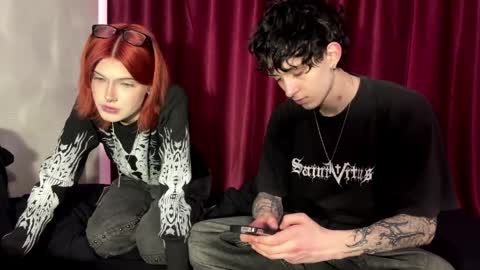 Elena and Nikolai online show from April 8, 2026, 8:36 am