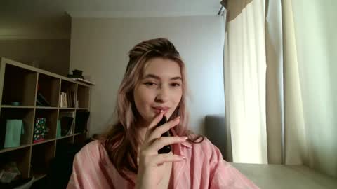 Snapshot of dremazwahlen chatting on March 31, 2026, 12:16 pm Dia online show from March 31, 2026, 12:16 pm