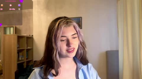 Snapshot of dremazwahlen chatting on April 28, 2026, 2:44 pm Dia online show from April 28, 2026, 2:44 pm