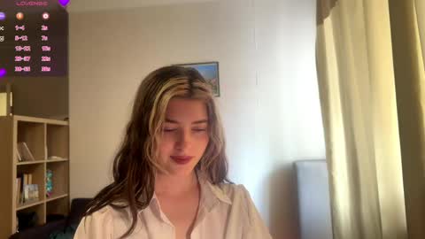 Snapshot of dremazwahlen chatting on May 19, 2026, 9:15 am Dia online show from May 19, 2026, 9:15 am