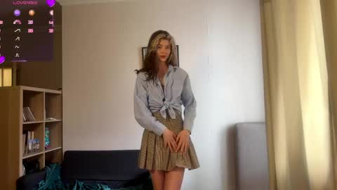 Snapshot of dremazwahlen chatting on May 26, 2026, 1:07 pm Dia online show from May 26, 2026, 1:07 pm