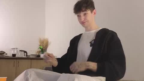 Mark online show from January 11, 2026, 10:48 pm