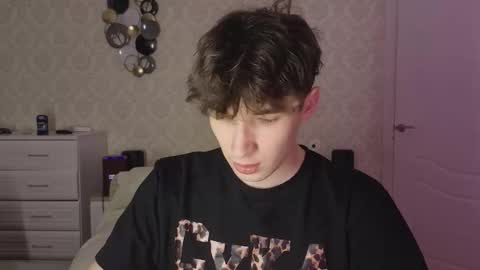 Mark online show from March 11, 2026, 9:54 pm