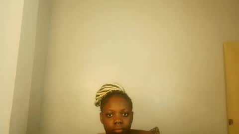 Snapshot of drip_doll_ chatting on May 18, 2026, 8:42 am Kimberly online show from May 18, 2026, 8:42 am