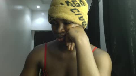 Snapshot of dripping_luna chatting on January 3, 2025, 9:36 pm dripping_luna online show from January 3, 2025, 9:36 pm