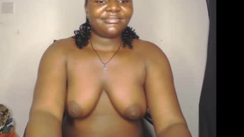 Snapshot of dripping_pussy0 chatting on September 23, 2025, 12:08 pm Layla online show from September 23, 2025, 12:08 pm