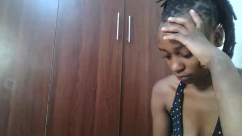 drippingqueenxoxo online show from April 4, 2026, 11:08 am