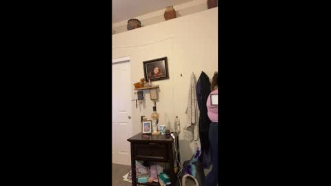 Drippy kitty  online show from February 14, 2026, 5:26 am