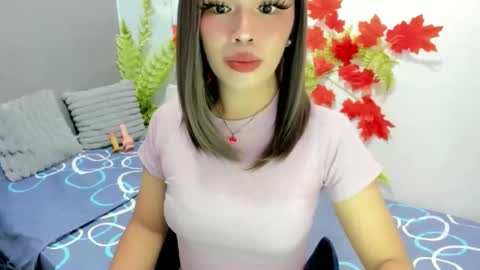 miss. Erika online show from November 21, 2025, 9:08 am