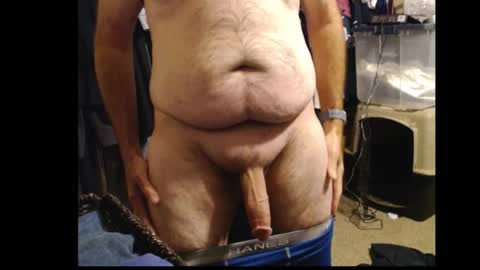 Snapshot of drmbigg chatting on October 29, 2025, 1:19 am Hello Hope you enjoy what you see. I love attention in dirty talk and tips thickcock edging precum dirtyTalk C2C online show from October 29, 2025, 1:19 am