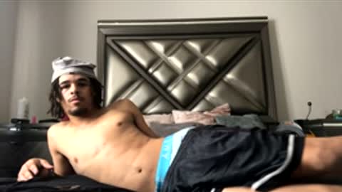 2xTheTrouble online show from December 3, 2025, 5:33 pm