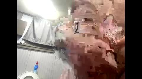 droppingloads82 online show from February 13, 2025, 5:16 am