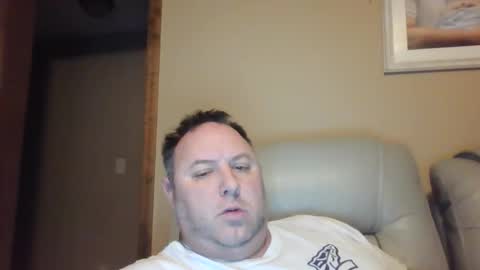 Snapshot of drow0909 chatting on December 17, 2025, 12:11 pm Drow online show from December 17, 2025, 12:11 pm