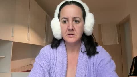 Snapshot of drresa chatting on February 17, 2026, 6:21 am Dr. Resa online show from February 17, 2026, 6:21 am