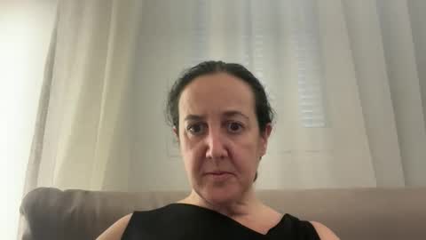 Snapshot of drresa chatting on February 20, 2026, 11:22 am Dr. Resa online show from February 20, 2026, 11:22 am