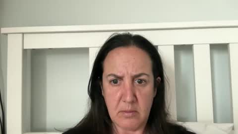Snapshot of drresa chatting on April 10, 2026, 5:34 am Dr. Resa online show from April 10, 2026, 5:34 am