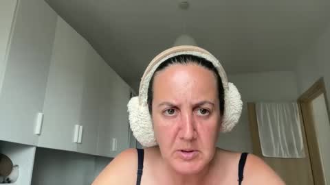 Snapshot of drresa chatting on May 28, 2026, 12:02 pm Dr. Resa online show from May 28, 2026, 12:02 pm