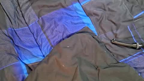 dtrain6969420 online show from December 18, 2025, 3:45 am