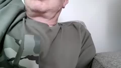 Snapshot of ducksrow chatting on June 13, 2026, 12:36 pm ducksrow online show from June 13, 2026, 12:36 pm