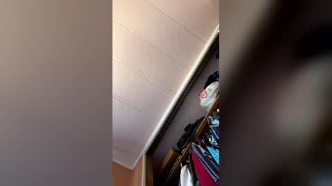 dudeee4 online show from February 21, 2026, 11:06 pm