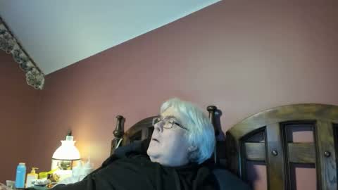 Doug online show from October 17, 2025, 3:58 pm