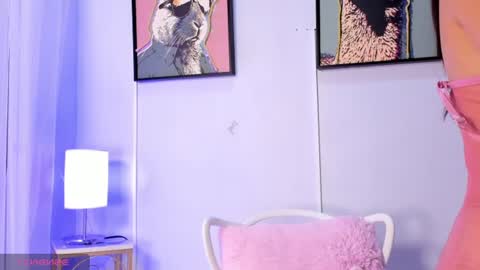 Snapshot of dulce__fiore07 chatting on July 18, 2026, 12:20 pm dulce__fiore07 online show from July 18, 2026, 12:20 pm