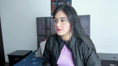 Dulce amg online show from February 19, 2025, 12:33 pm