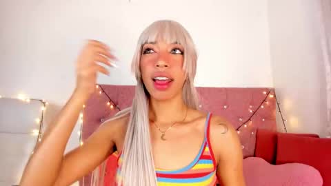 Snapshot of dulce_brown01 chatting on December 4, 2025, 2:26 pm Dulce online show from December 4, 2025, 2:26 pm