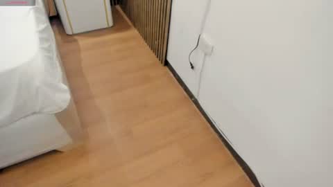 Dulce online show from June 18, 2026, 11:14 am